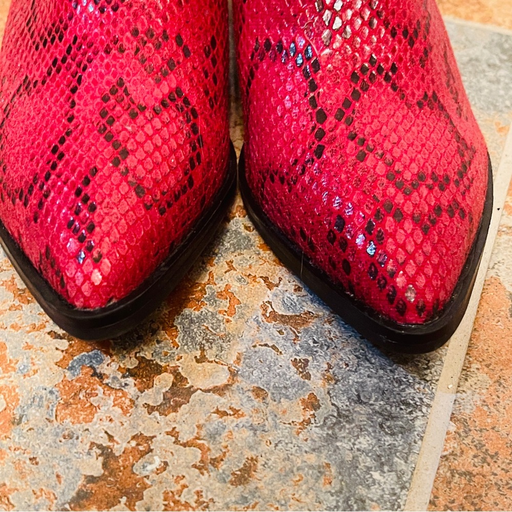 Nwot! Gorgeous Sugar Split Side Python Red & Blac… - image 5